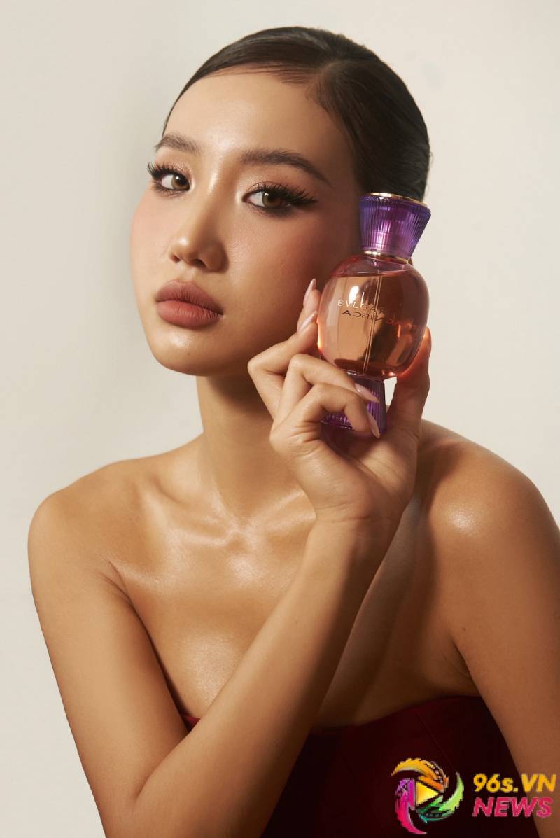 Tiktoker L Th Kh Nh Huy N L Ai Hot Girl Tri U Follow