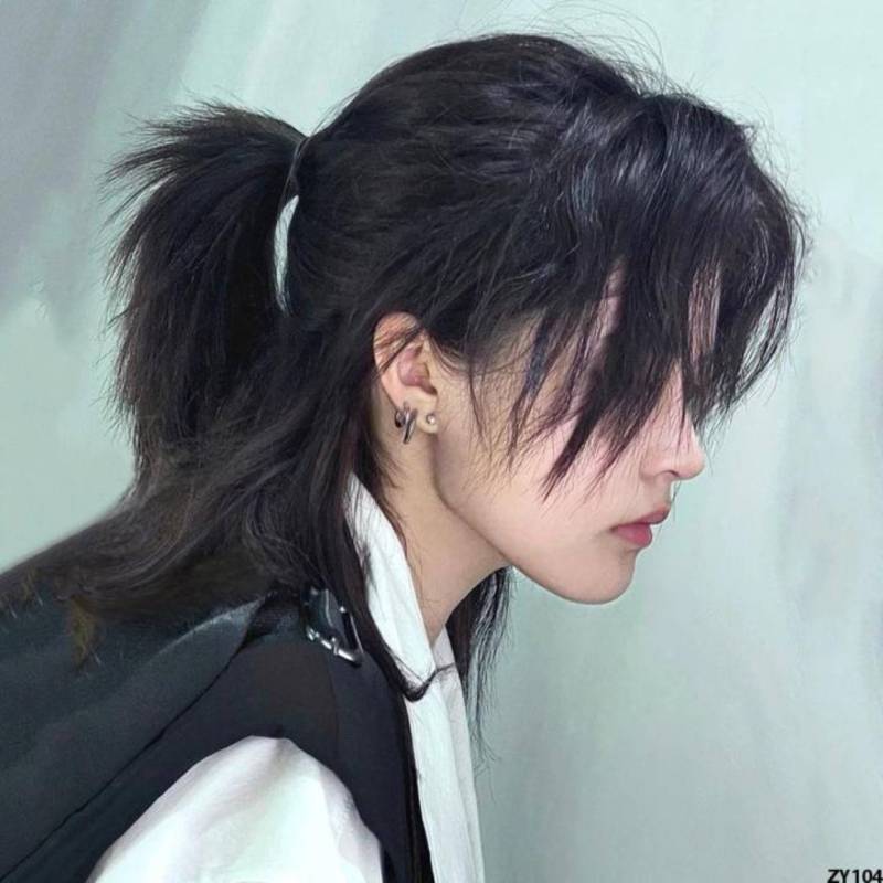 Tóc dài bồng bềnh phong cách Samurai