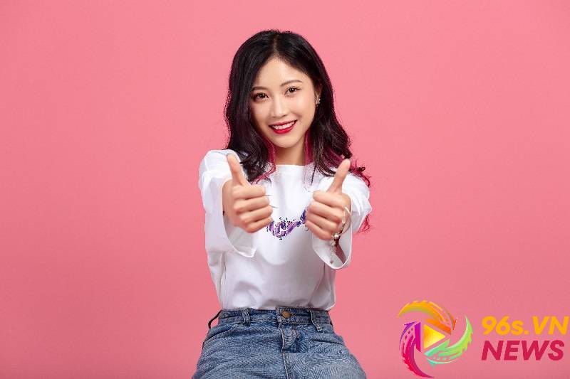 Nắng streamer