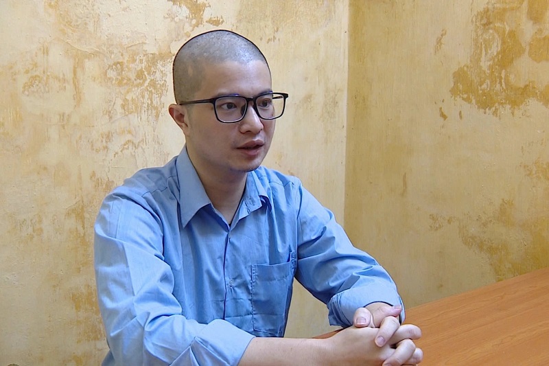 Mới đây anh đã bị bắt