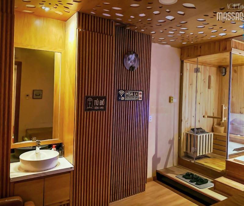 Massage ACE Quận 1