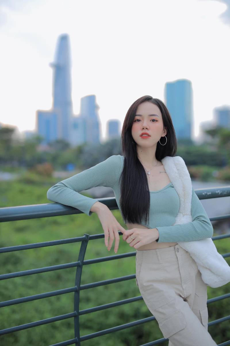 Đời sống cá nhân của cô nàng Mèo Sao Hỏa