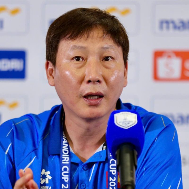 Cái duyên của HLV Kim Sang Sik