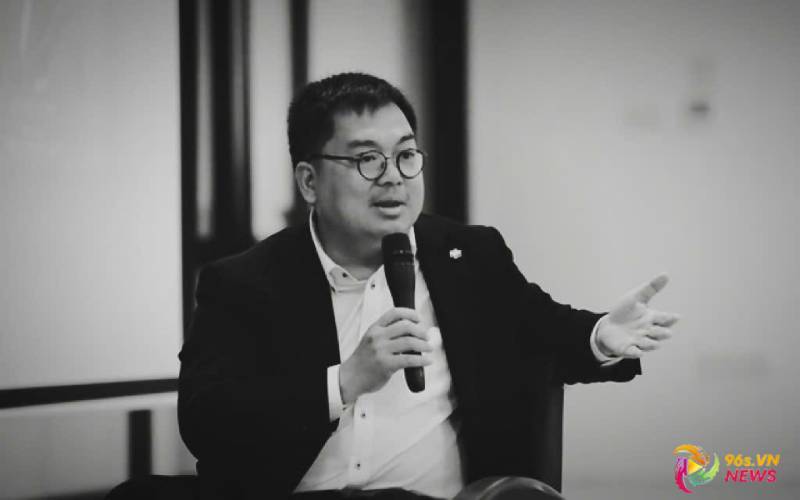 Ông Hoàng Nam Tiến là ai?