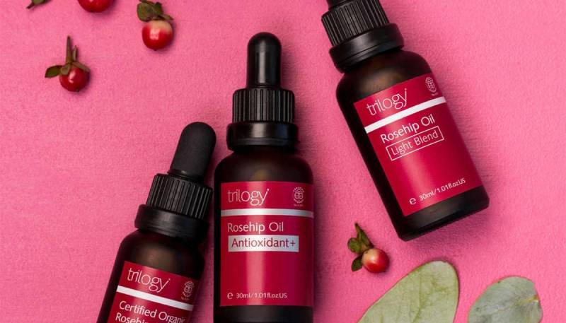 Serum dưỡng trắng da mờ thâm Trilogy Rosehip Oil