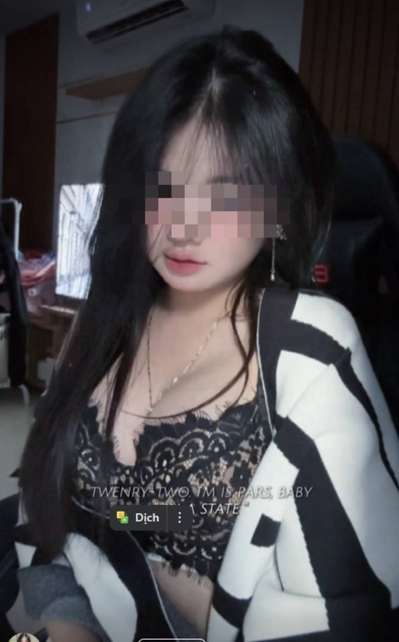 Từ “nàng thơ” trong sáng đến cú “lột xác” bất ngờ