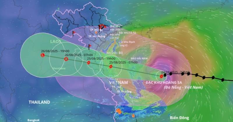 Diễn biến bất thường của bão Kajiki