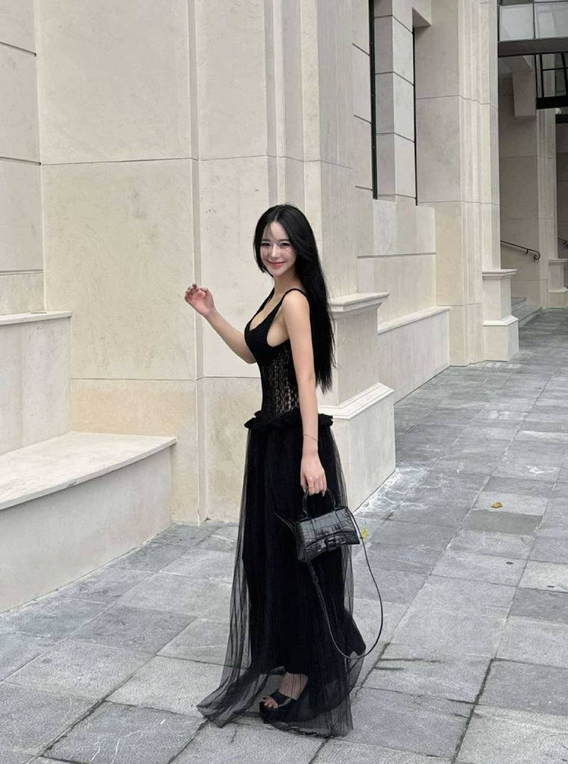Từ cô nàng Hot Face đến hành trình lan toả thông điệp tích cực