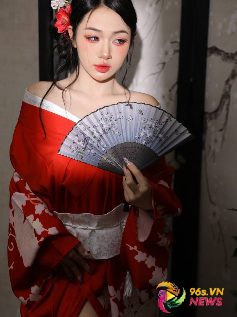 Trần Hà Linh thử vai gái Nhật