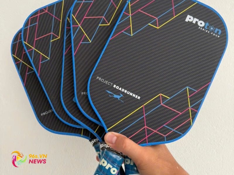 Điểm nổi bật trong thiết kế vợt Proton