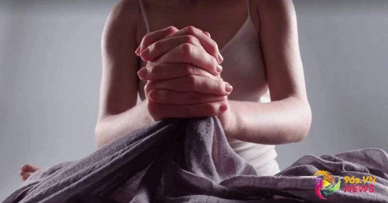 Hand job trong massgae là gì