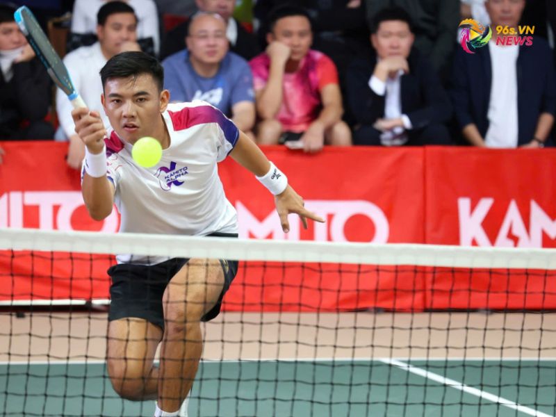 Poaching - kỹ thuật chơi Pickleball nâng cao