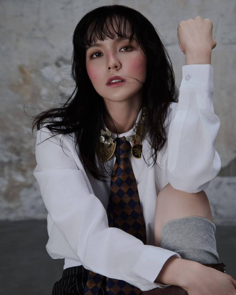 Thời gian du học và làm mẫu ảnh tự do